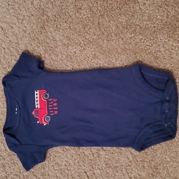 Carter's Infant Boy's Bodysuits Size Newborn 5 pc. Set - Picture 8 of 11